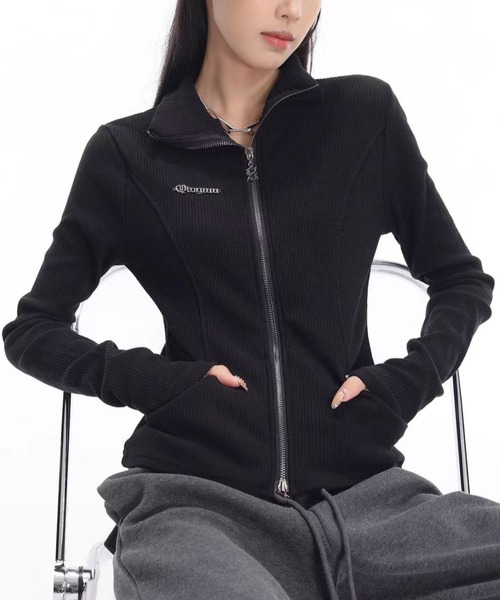 DIAVEL(ディアベル)の「裏起毛スウィートY2Kプリントタイトトップス(Tシャツ/カットソー・レディース・ブラック/グレー・M)」の6枚目の写真