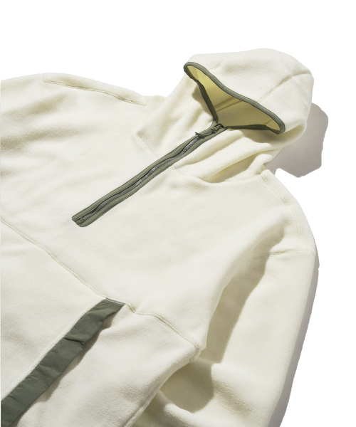 DISCUS ATHLETIC（ディスカス　アスレチック）の「ロゴフリースアノラックフードアイボリー（その他アウター・レディース・その他・LARGE/MEDIUM/X-LARGE）」の4枚目の写真