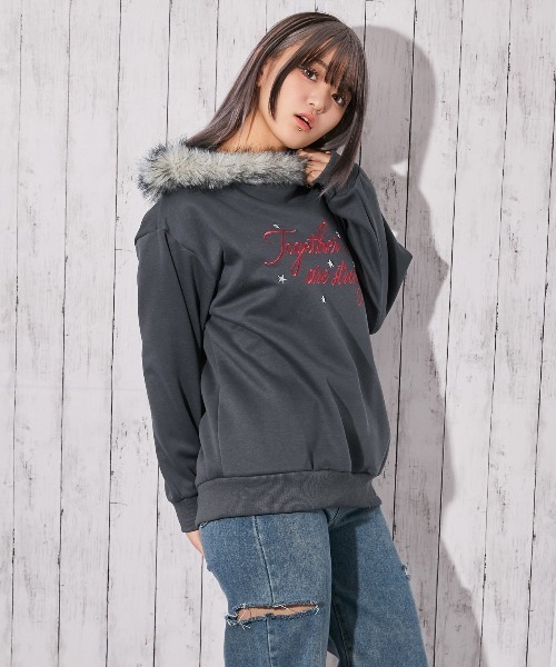 GORGE(ゴージ)の「《ファー付×バックロゴ》裏起毛スウェットワンショルプルオーバー(スウェット・レディース・スミクロ/カモフラージュ/グレー・F)」の8枚目の写真