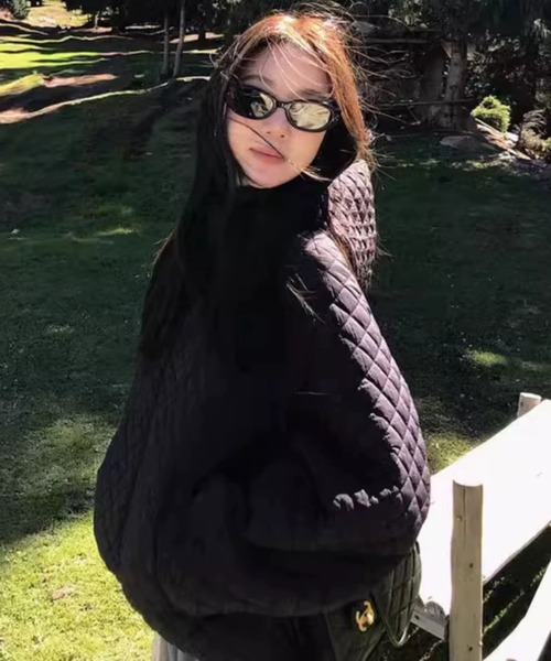ViViDAY(ビビデー)の「キルティングダウンコート(ダウンジャケット/コート・レディース・ブラック/オフホワイト/ブルー・M)」の2枚目の写真