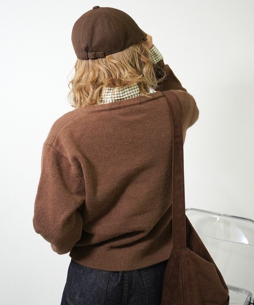 gossara(ゴサラ)の「Vネックフワニット(ニット/セーター・レディース・グレー/アイボリー/ブラウン・FREE)」の10枚目の写真