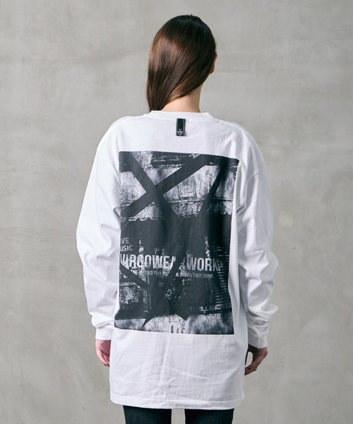 VIRGOwearworks(ヴァルゴウェアワークス)の「BACK IMPACT LONGSLEEVE(Tシャツ/カットソー・メンズ・ホワイト/ブラック・2/3/4/5)」の9枚目の写真