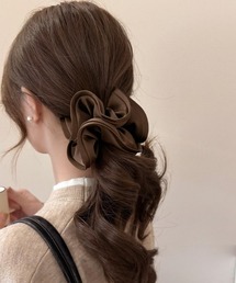 Forcement（フォースメント）の「巻くだけで華やかなサテン調光沢シュシュ（シュシュ）」