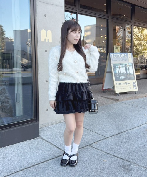 frunco（フランコ）の「【ZOZO限定】パールボタンショートシャギーニット（ニット/セーター・レディース・ホワイト/ブラック・FREE）」の3枚目の写真