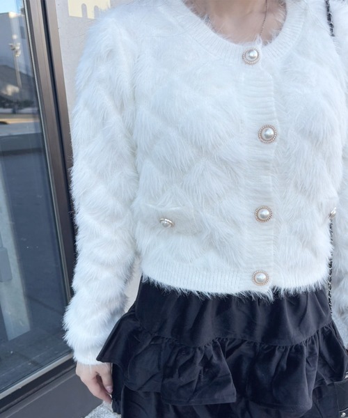 frunco（フランコ）の「【ZOZO限定】パールボタンショートシャギーニット（ニット/セーター・レディース・ホワイト/ブラック・FREE）」の11枚目の写真