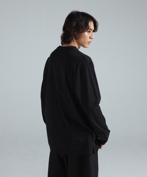 Y-3（ワイスリー）の「Y-3 LOGO LONG SLEEVE TEE（Tシャツ/カットソー・メンズ・ブラック・X-LARGE/LARGE/MEDIUM/SMALL/X-SMALL/XX-SMALL/XX-LARGE）」の7枚目の写真