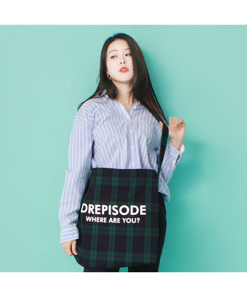 DREPISODE(ドレピソード)の「DQCロゴフランネルチェッククロスバッグDL18-GR(メッセンジャーバッグ・レディース・その他・FREE)」の2枚目の写真