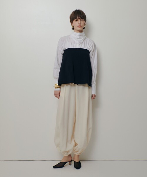 allureville(アルアバイル)の「フィブリルポプリンバルーンパンツ(その他パンツ・レディース・オフホワイト/ブラック・1/2)」の16枚目の写真