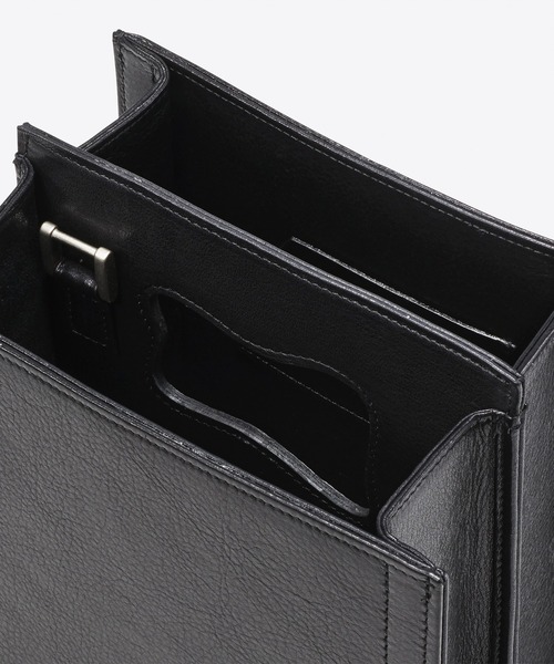 BIGOTRE（ビゴター）の「【BIGOTRE】DELIVERY（ショルダーバッグ・レディース・ブラウン/ブラック・ONE SIZE）」の5枚目の写真