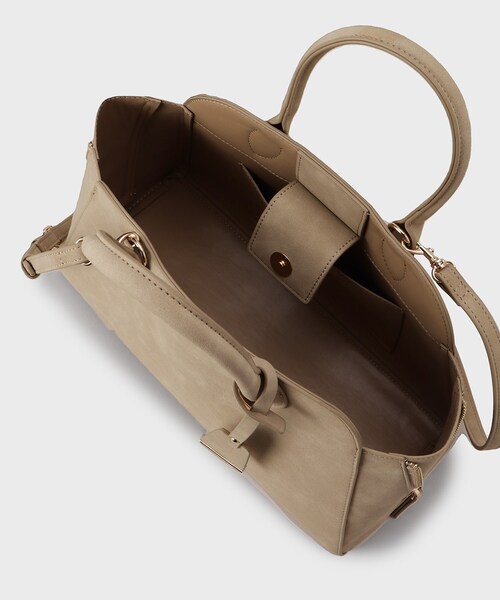 UNTITLED（アンタイトル）の「スエード調ZIPトート（トートバッグ・レディース・キャメル/ライトベージュ・99）」の17枚目の写真