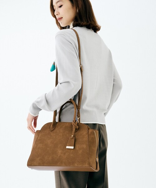 UNTITLED（アンタイトル）の「スエード調ZIPトート（トートバッグ・レディース・キャメル/ライトベージュ・99）」の7枚目の写真