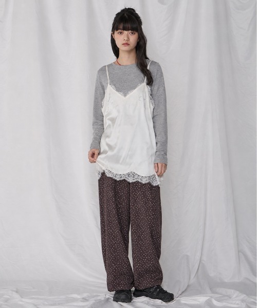 Unblend(アンブレンド)の「【Unblend】マットサテン レース キャミソールチュニック(キャミソール・レディース・オフホワイト/ブラック/ブラウン/レモンイエロー・FREE)」の15枚目の写真
