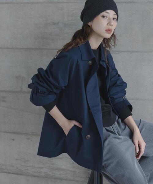 URBAN RESEARCH Sonny Label（アーバンリサーチサニーレーベル）の「撥水ショートトレンチコート（トレンチコート・レディース・ネイビー/ベージュ・38/36）」の2枚目の写真