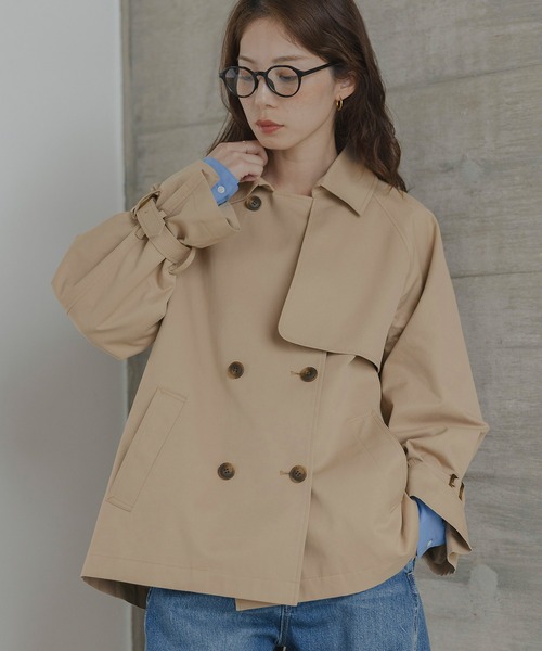 URBAN RESEARCH Sonny Label（アーバンリサーチサニーレーベル）の「撥水ショートトレンチコート（トレンチコート・レディース・ネイビー/ベージュ・38/36）」の6枚目の写真