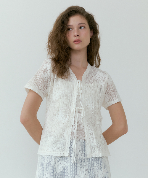 LUCIR ZU(ルシールズ)の「Wildflower Lace cardigan (ivory)(カーディガン/ボレロ・レディース・その他・FREE)」の3枚目の写真
