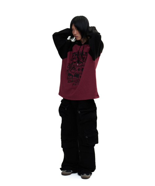 DEFYCLUBROBBERS(ディファイクラブロバース)の「Defiance Eyes reglan Hoodie (2color)(パーカー・レディース・バーガンディー/ブラック・MEDIUM/LARGE)」の7枚目の写真