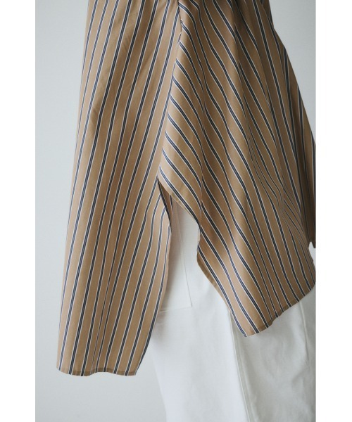 HeRIN.CYE(ヘリンドットサイ)の「Frill sleeve shirt フリルスリーブシャツ(シャツ/ブラウス・レディース・ベージュ系その他/ブルー系その他・FREE)」の15枚目の写真