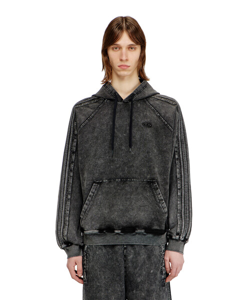 DIESEL（ディーゼル）の「メンズ プルオーバーパーカー S-ALTBOXT-HOOD（パーカー・メンズ・ブラック系その他・LARGE/MEDIUM/SMALL/X-LARGE/X-SMALL）」の4枚目の写真