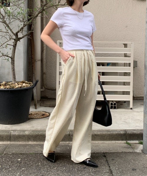 link lot(リンクロット)の「シアサッカーストライプタックイージーパンツ(その他パンツ・メンズ・ネイビー/ベージュ/ブラック・F)」の13枚目の写真