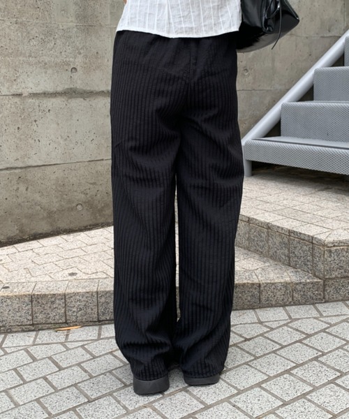 link lot(リンクロット)の「シアサッカーストライプタックイージーパンツ(その他パンツ・メンズ・ネイビー/ベージュ/ブラック・F)」の6枚目の写真