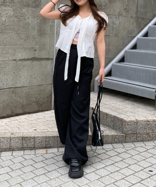 link lot(リンクロット)の「シアサッカーストライプタックイージーパンツ(その他パンツ・メンズ・ネイビー/ベージュ/ブラック・F)」の8枚目の写真