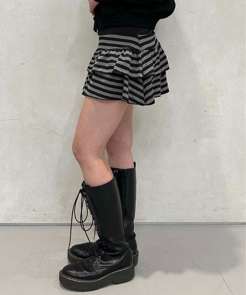 sedacle girl(セダクルガール)の「ボーダーミニスカート(スカート・レディース・ブラック・FREE)」の4枚目の写真