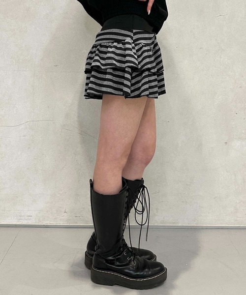 sedacle girl(セダクルガール)の「ボーダーミニスカート(スカート・レディース・ブラック・FREE)」の5枚目の写真