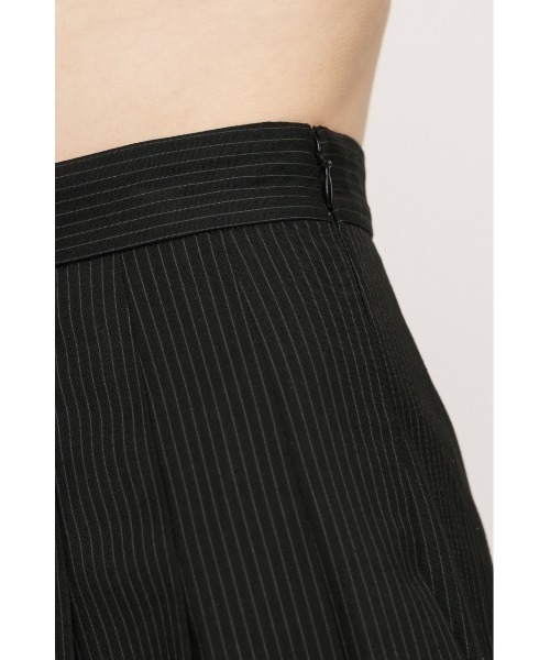 SLY（スライ）の「SIMPLY MINI PLEATS SKORT シンプリーミニプリーツスコート 春服（スカート・レディース・ブラック/グレー・2/1）」の7枚目の写真