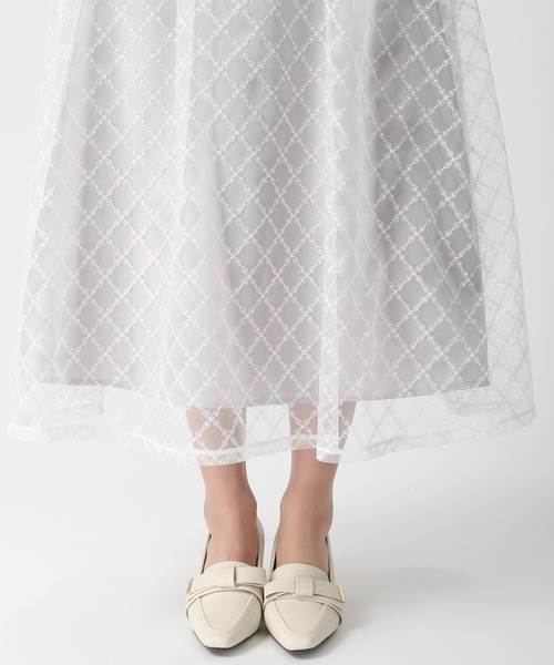 MISCH MASCH(ミッシュマッシュ)の「2026春夏新作 スパンコール刺繍スカート(スカート・レディース・アイボリー/グレー・S/M)」の8枚目の写真