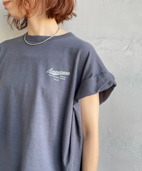 AMERICANA（アメリカーナ）の「【WEB先行予約】[Americana/アメリカーナ] 別注 Americana バックロゴ ラウンドヘムプリントTシャツ（Tシャツ/カットソー・レディース・ブラウン/ホワイト/スミクロ・ONE SIZE）」の5枚目の写真