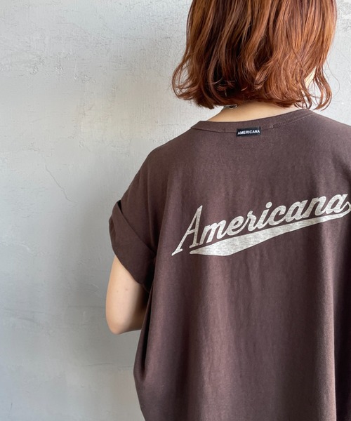 AMERICANA（アメリカーナ）の「【WEB先行予約】[Americana/アメリカーナ] 別注 Americana バックロゴ ラウンドヘムプリントTシャツ（Tシャツ/カットソー・レディース・ブラウン/ホワイト/スミクロ・ONE SIZE）」の20枚目の写真