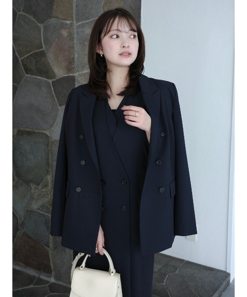 anuans（アニュアンス）の「ピークドラペルダブルジャケット（テーラードジャケット・レディース・ベージュ/ネイビー/グレー・SMALL/MEDIUM）」の3枚目の写真