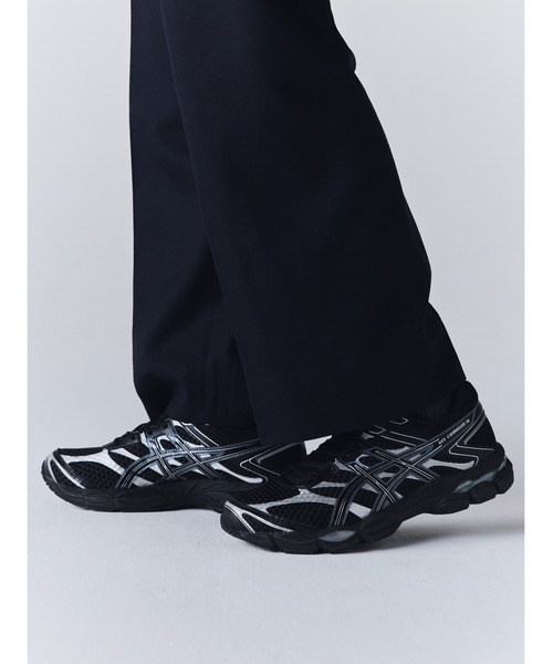 ASICS（アシックス）の「GEL-CUMULUS 16 / ゲルキュムラス 16（スニーカー・メンズ・ブラック×シルバー・26.5/26/29/23.5/27/24/28.5/29.5/25.5/25/23/28/27.5/24.5）」の15枚目の写真