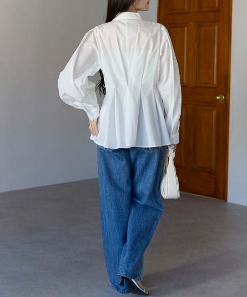 PREFERIR（プレフェリール）の「【きれいめ×体型カバー】ウエストタック  バンドカラー ブラウス/ヒップカバー・長袖（シャツ/ブラウス・レディース・ブラック/オフホワイト/ブルー・FREE）」の15枚目の写真