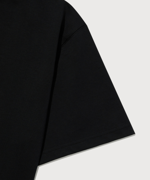 COVERNAT(カバーナット)の「センターロゴTシャツ ブラック(Tシャツ/カットソー・レディース・その他・SMALL/MEDIUM/LARGE/X-LARGE/XX-LARGE/X-SMALL)」の4枚目の写真