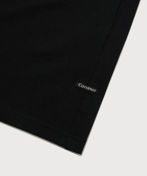COVERNAT(カバーナット)の「センターロゴTシャツ ブラック(Tシャツ/カットソー・レディース・その他・SMALL/MEDIUM/LARGE/X-LARGE/XX-LARGE/X-SMALL)」の3枚目の写真