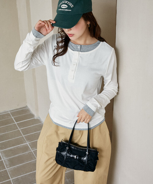 PUBLUX(パブリュクス)の「PUBLUX/パブリュクス ヘンリーネック レイヤード ロンT 限定展開(Tシャツ/カットソー・レディース・オフホワイト/グレー/ネイビー/チャコールグレー・フリ-)」の11枚目の写真