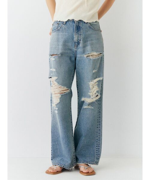 Ungrid（アングリッド）の「クラッシュデザインストレートデニム（デニムパンツ・レディース・ブルー・26inch/25inch/24inch）」の4枚目の写真