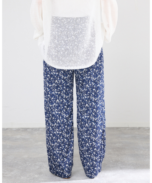 IENA(イエナ)の「フレンチマーガレットパンツ(その他パンツ・レディース・チャコールグレー/ブルー・36/38)」の7枚目の写真