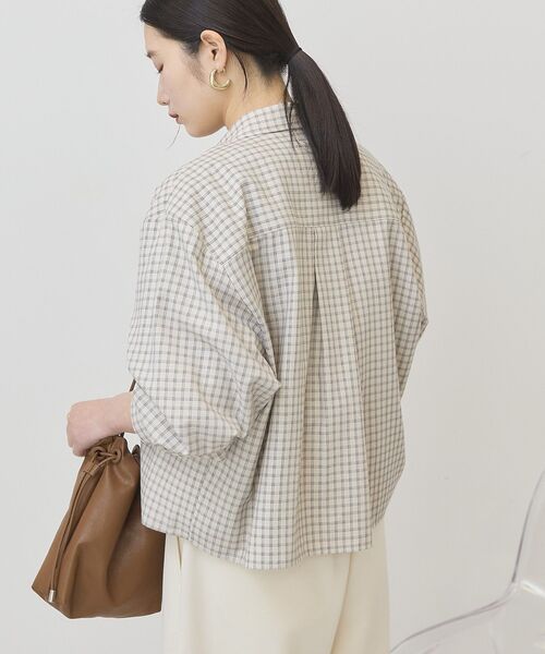 AMERICAN HOLIC(アメリカンホリック)の「ミニチェックショート丈シャツ(シャツ/ブラウス・レディース・アイボリー/サックスブルー・L/M)」の19枚目の写真