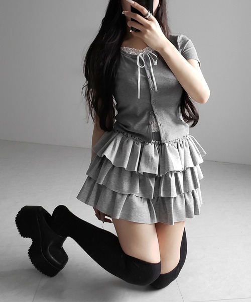 me+em select(ミームセレクト)の「フロントリボンレースレイヤード半袖リブトップス /front ribbon lace layered short sleeve rib tops(その他トップス・レディース・ブラック/グレー・FREE)」の19枚目の写真
