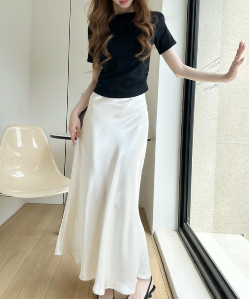 Ada.(エイダ)の「シンプル コンパクト丈 ドレープ オフショルダー トップス(Tシャツ/カットソー・レディース・グレー/ブラック/ホワイト/ピンク・FREE)」の13枚目の写真