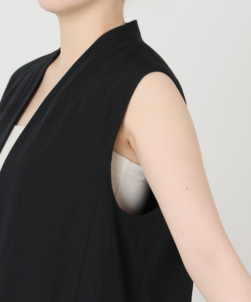 VERMEIL par iena（ヴェルメイユパーイエナ）の「《セットアップ可》Cool Touch リネンジレ（ベスト・レディース・ブラック/ブラウン・FREE）」の22枚目の写真