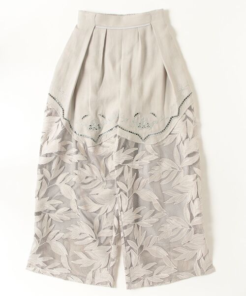 AULA AILA（アウラアイラ）の「AULA AILA/アウラアイラ/CUTWORK EMBROIDERED PANTS（その他パンツ・レディース・グレー/ブラック・0）」の2枚目の写真