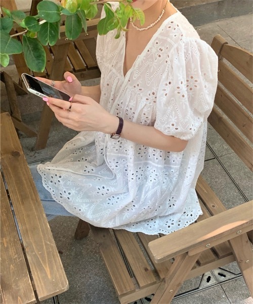 Ritzy（リッツィー）の「パフスリーブ レース 半袖チュニックワンピース（ワンピース・レディース・ホワイト・XL/L/M）」の16枚目の写真