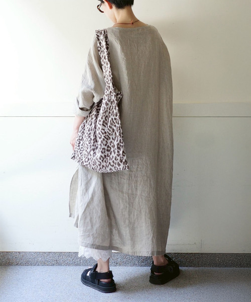 JOURNAL STANDARD LUXE(ジャーナルスタンダード ラックス)の「エアリネン Plain-DRESS(ワンピース・レディース・ネイビー/ベージュ/スカイブルー・FREE)」の5枚目の写真