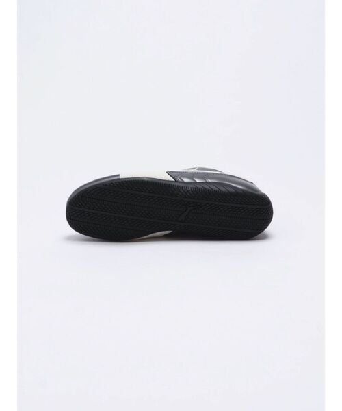PUMA(プーマ)の「【PUMA】SPEEDCAT METALIC(その他シューズ・レディース・シルバー・22.5/23.5/24.5)」の3枚目の写真