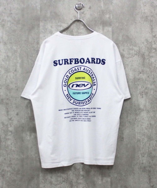 NEV(ネブ)の「【NEVSURF】プリントオーバーサイズ 半袖Tシャツ(Tシャツ/カットソー・メンズ・ホワイト系その他/ネイビー/ブルー系その他/オフホワイト/杢グレー/ダークグリーン/グレー系その他/チャコール・L/XL/M)」の2枚目の写真
