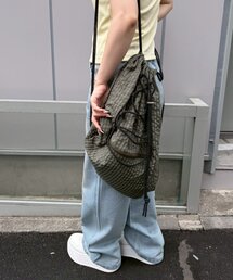カーキ ストライプパターン ナイロンバックパック バックパック | On 日本