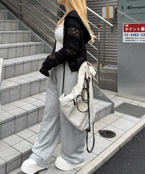 continuer de NICE CLAUP（コンティニューデナイスクラップ）の「【WEB限定】コードナップサック（バックパック/リュック・レディース・カーキ/ブラック/アイボリー/ライトグレー・FREE）」の12枚目の写真